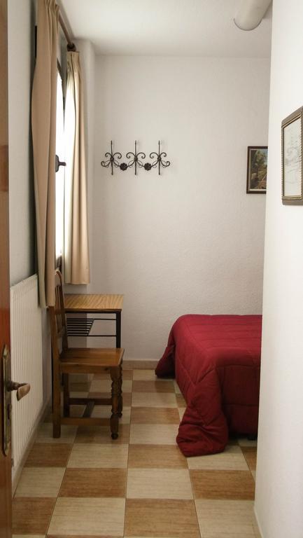 Pensión Ciudad Navarro Ramos Granada Quarto foto